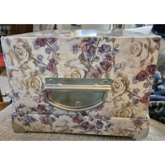 Rose Stationary Steamer Gift Box New Sealed Perfect For Mother's Day Graduation - Picture 7 of 10